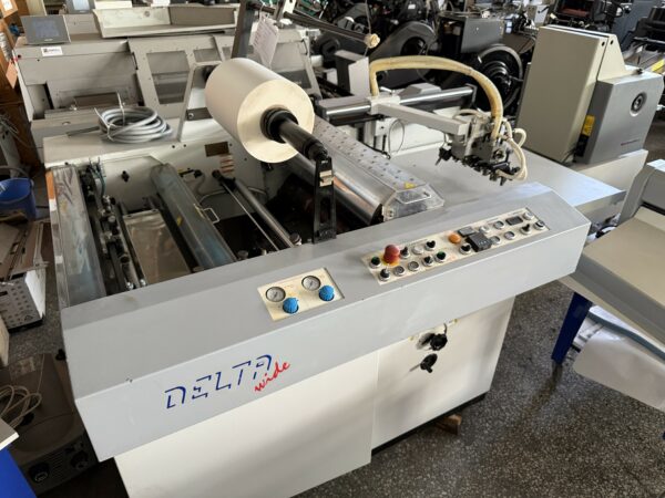 KOMFI DELTA WIDE 52
